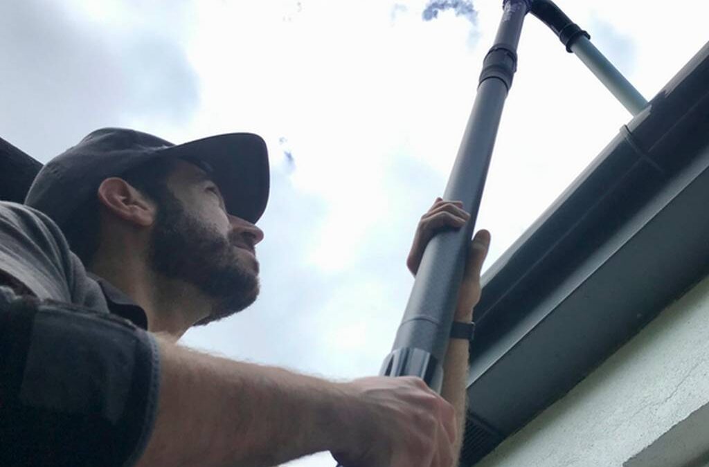 The Benefits of Clearing Out Gutters like we do 1